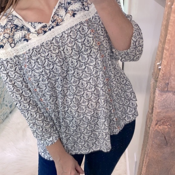 Sundance embroidered top size large - Picture 4 of 9